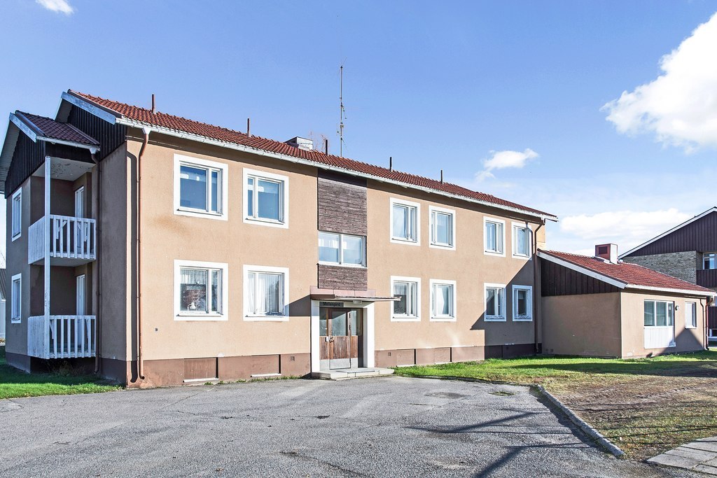 Näsbyvägen 16 V, Mellangård