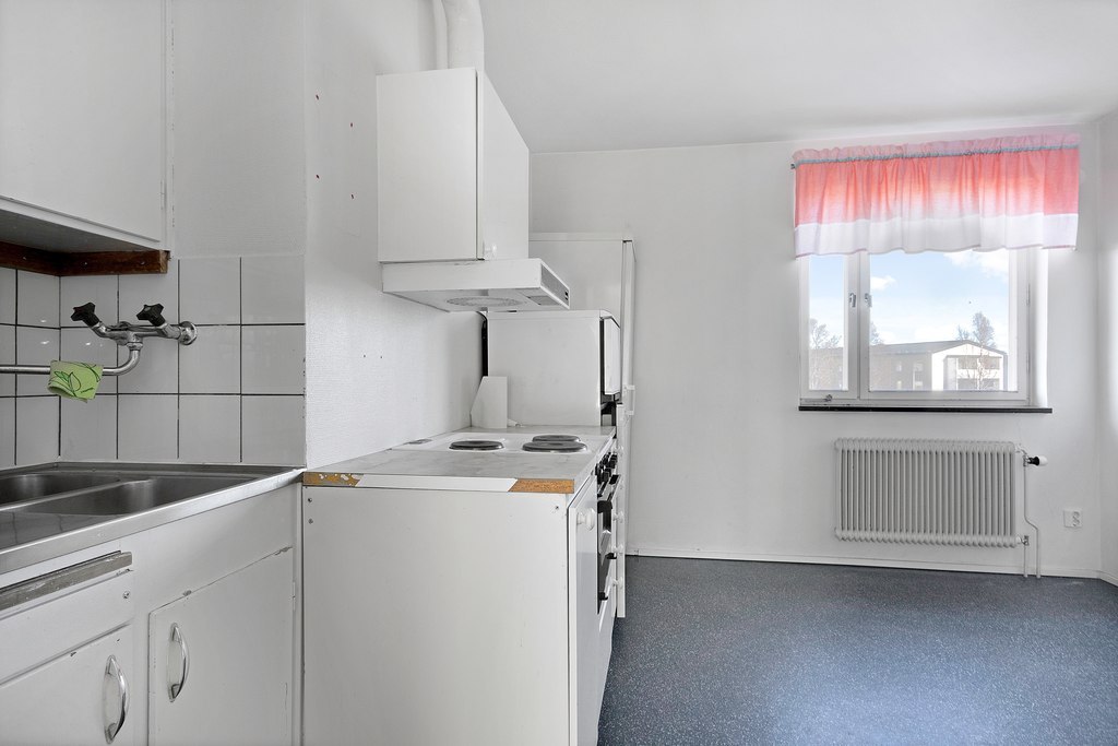 Näsbyvägen 16 V, Mellangård
