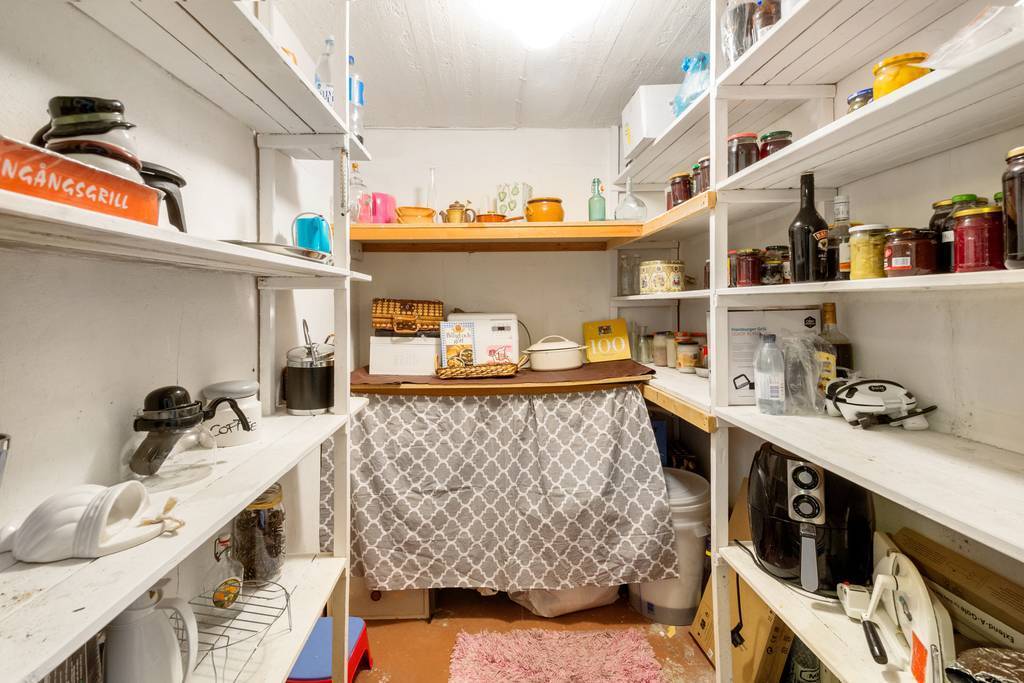 Matkällare.