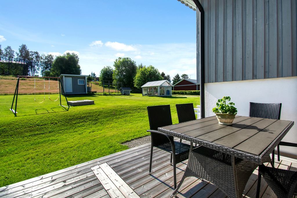 Altan på baksidan av huset
