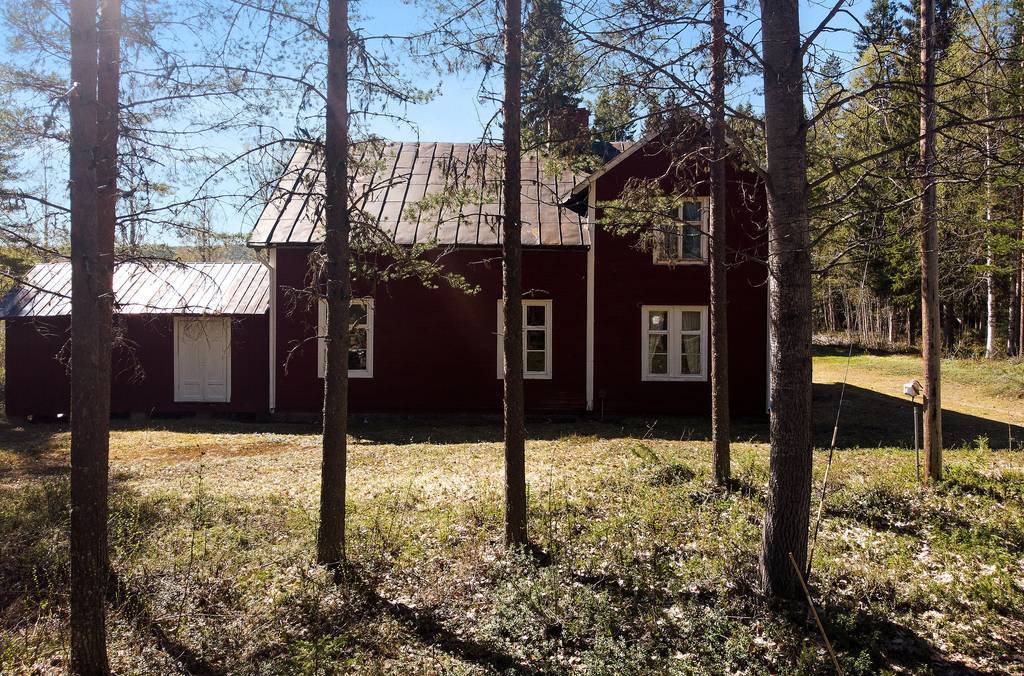 Mjöträsk 140 och 142