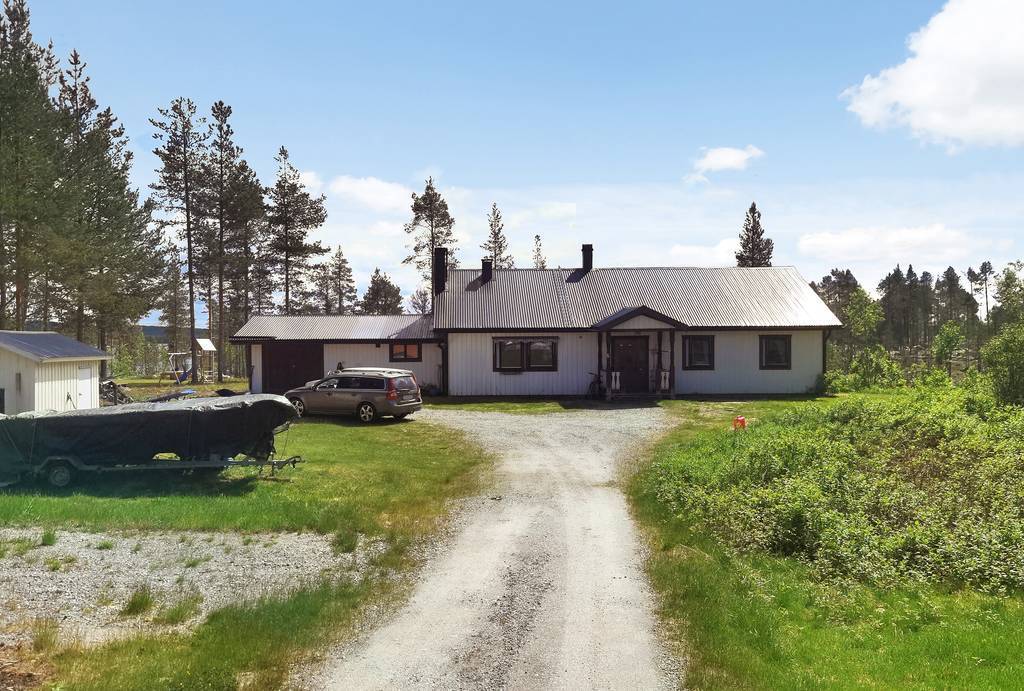 Björkholmsvägen 9