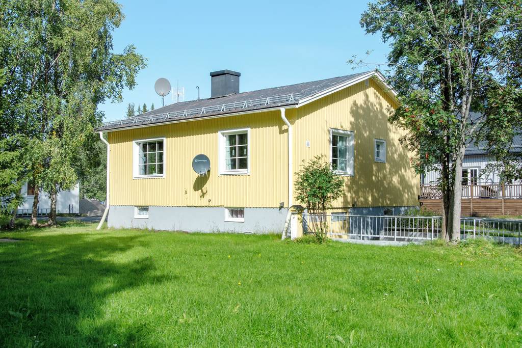 Plåtslagaregatan 8