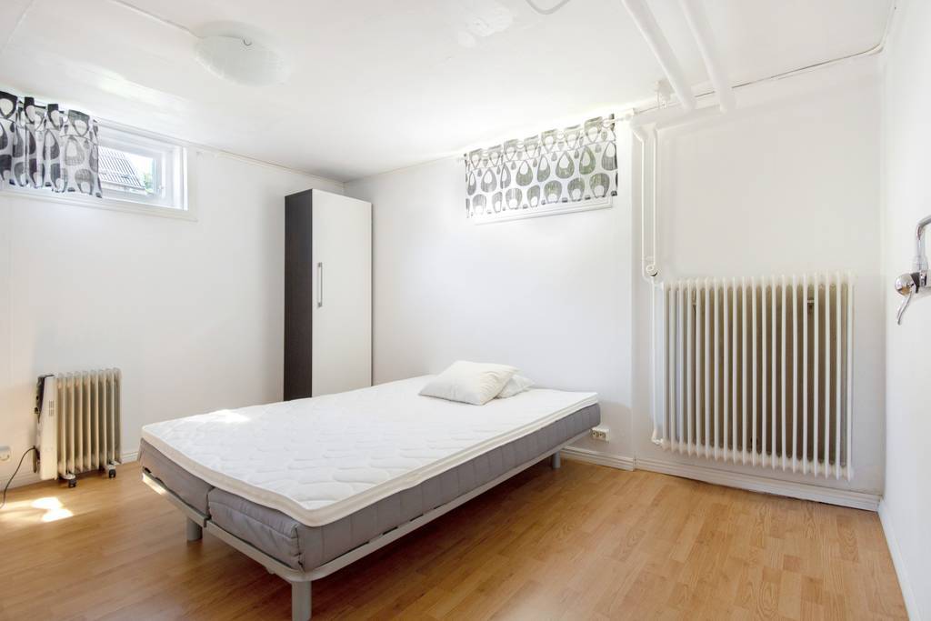 Plåtslagaregatan 8