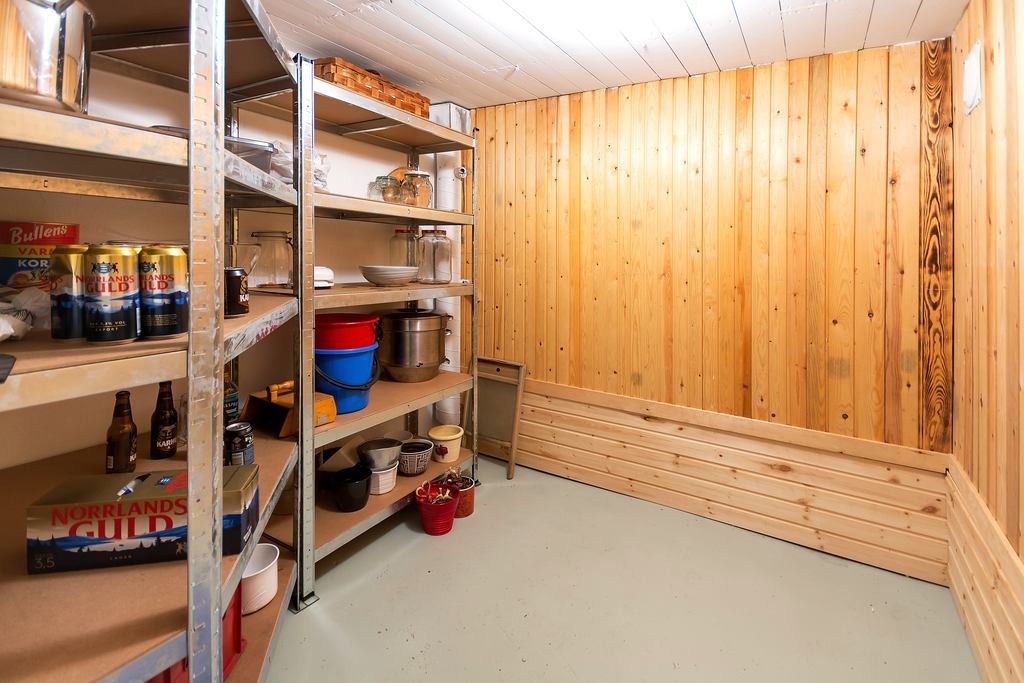 Matkällare.