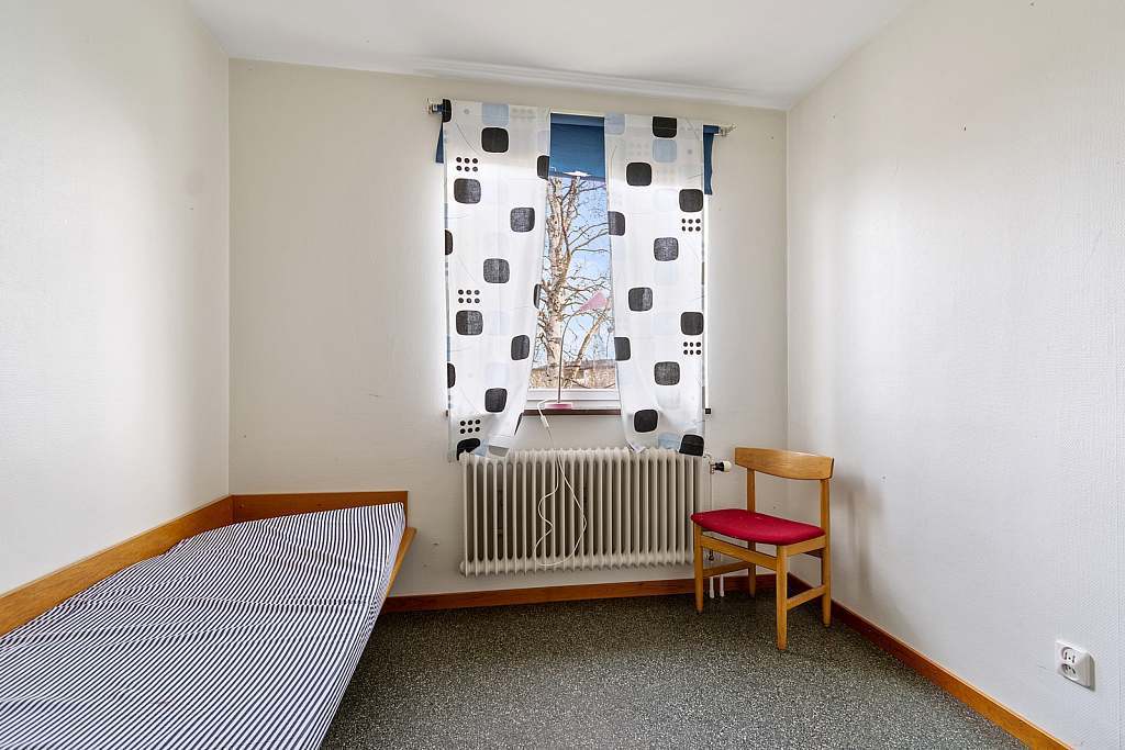Näsbyvägen 16 V, Mellangård