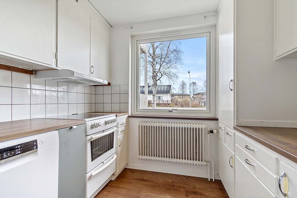 Näsbyvägen 16 V, Mellangård