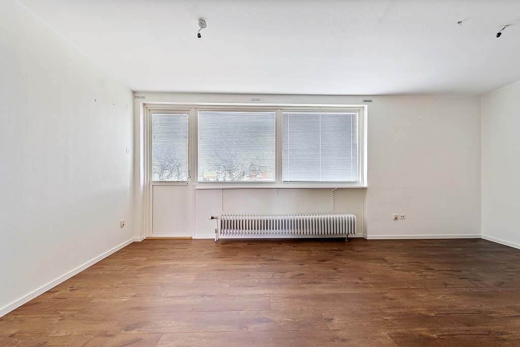 Näsbyvägen 16 V, Mellangård