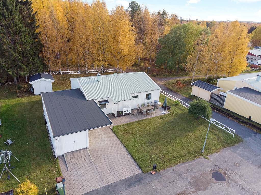 Duvhökgränd 12