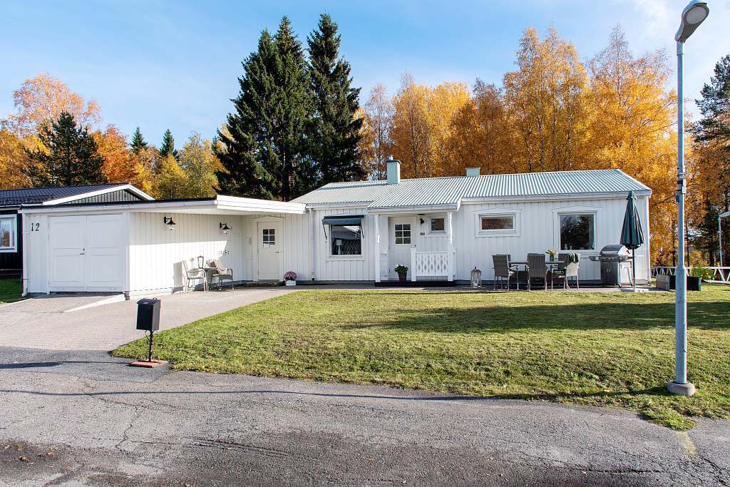 Duvhökgränd 12