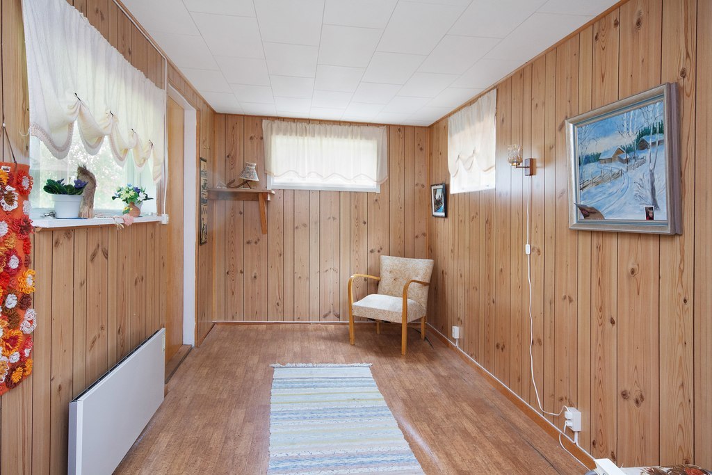 Gästhus 2. Rum 2 med sovplats.