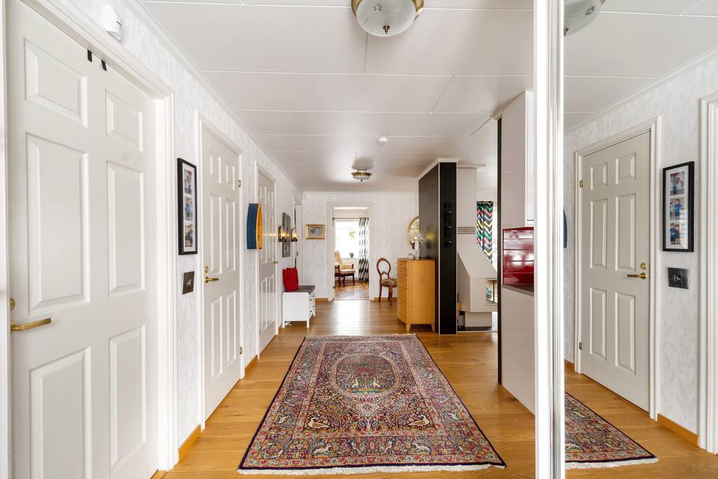 Från entré.