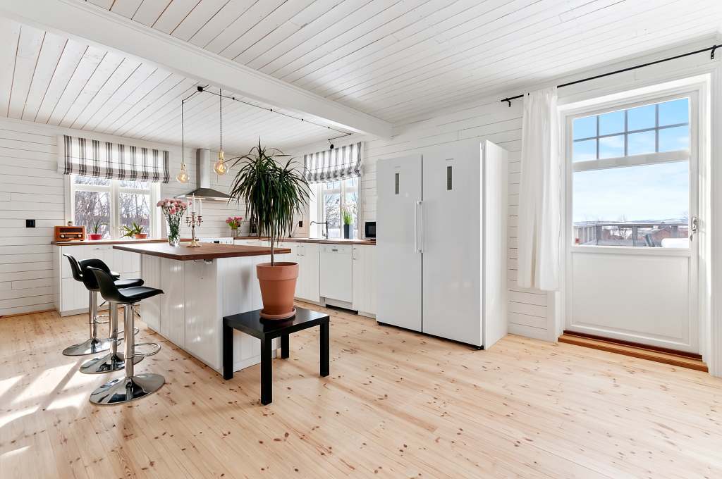Karhuniemivägen 6