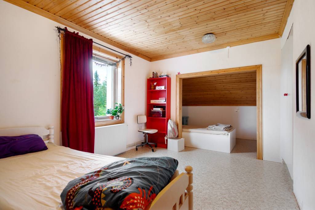 Skällarim 9